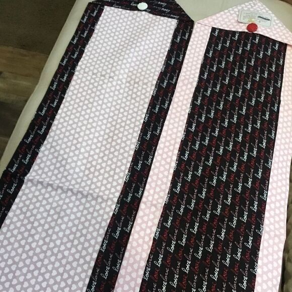 NWT Set of 2 Hand Crafted Runners - Picture 8 of 8